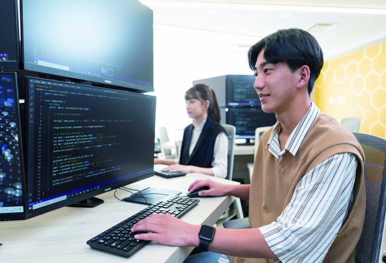 水戸情報ITクリエイター専門学校