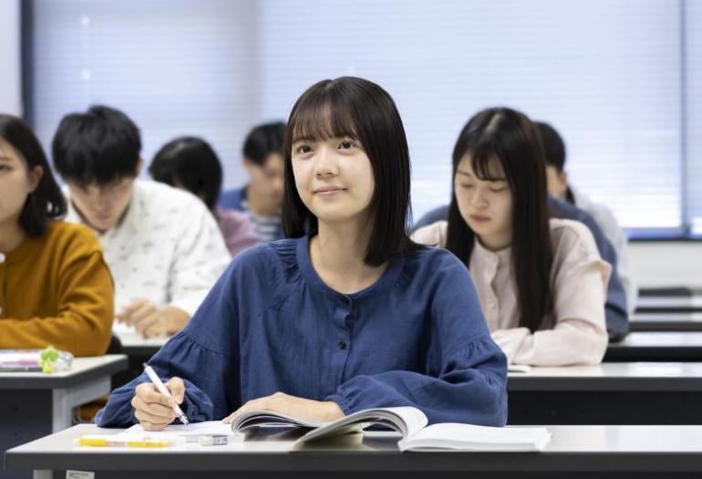 麻生公務員専門学校　福岡校