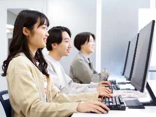 情報科学専門学校